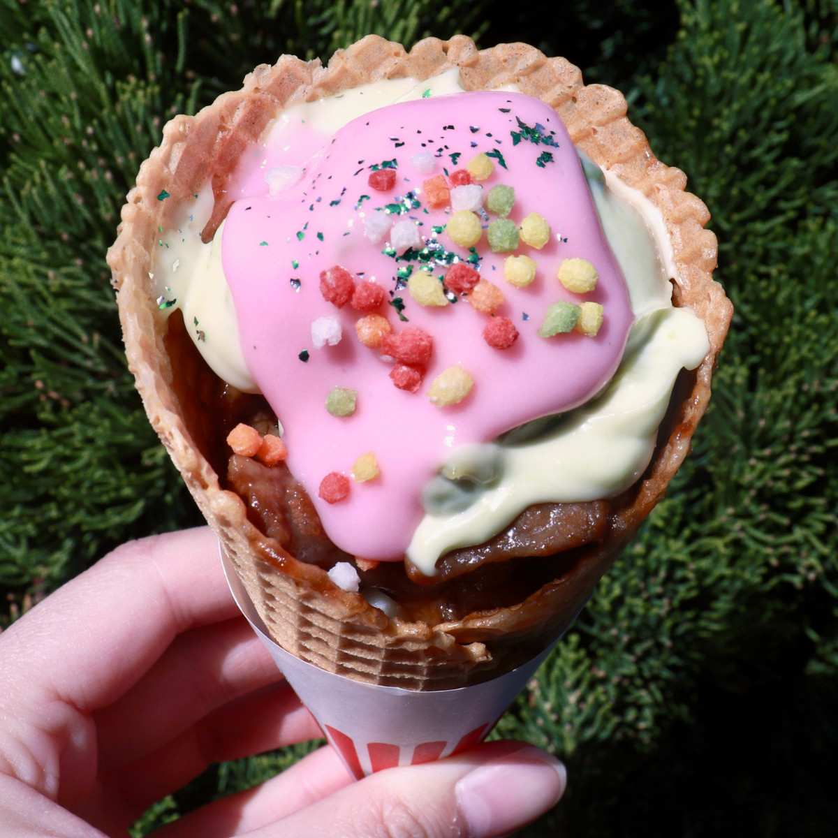 20260309_牛カルビコーン（アボカドマヨネーズ＆マッシュポテト）