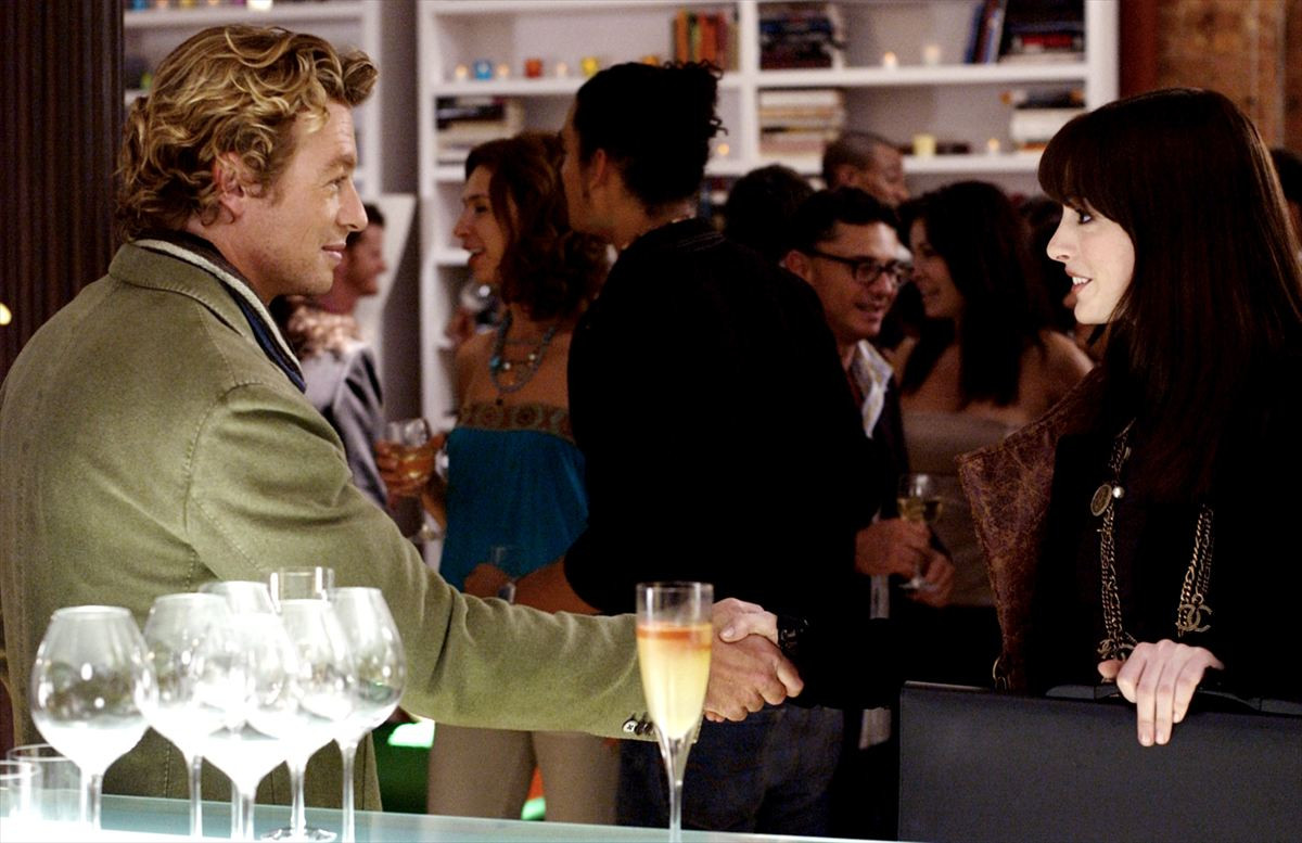 『プラダを着た悪魔』20周年、キャストの今！　“ナイジェル”は病気を克服、“アンディの彼氏”はまさかの転身