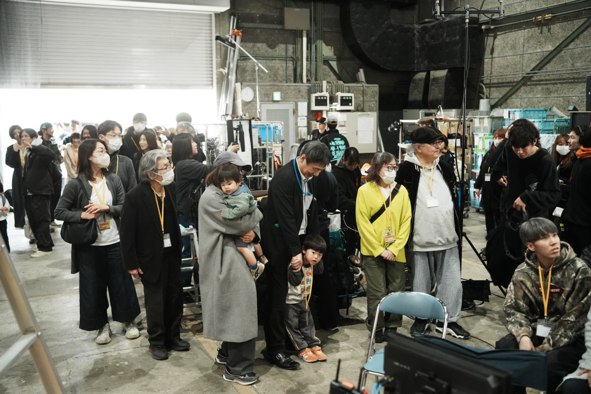 大泉洋×松田龍平『BYE BYE LOVE 探偵はBARにいる』ファミリーデイを開催　笑顔でファミリー達と交流