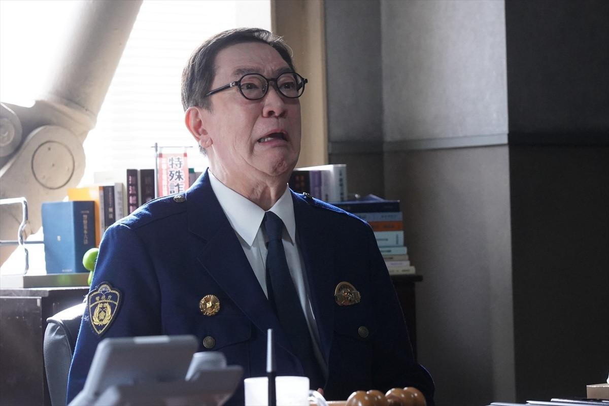 佐藤二朗＆橋本愛が“秘密”を抱えた刑事夫婦に　考察ミステリードラマ『夫婦別姓刑事』今夜スタート