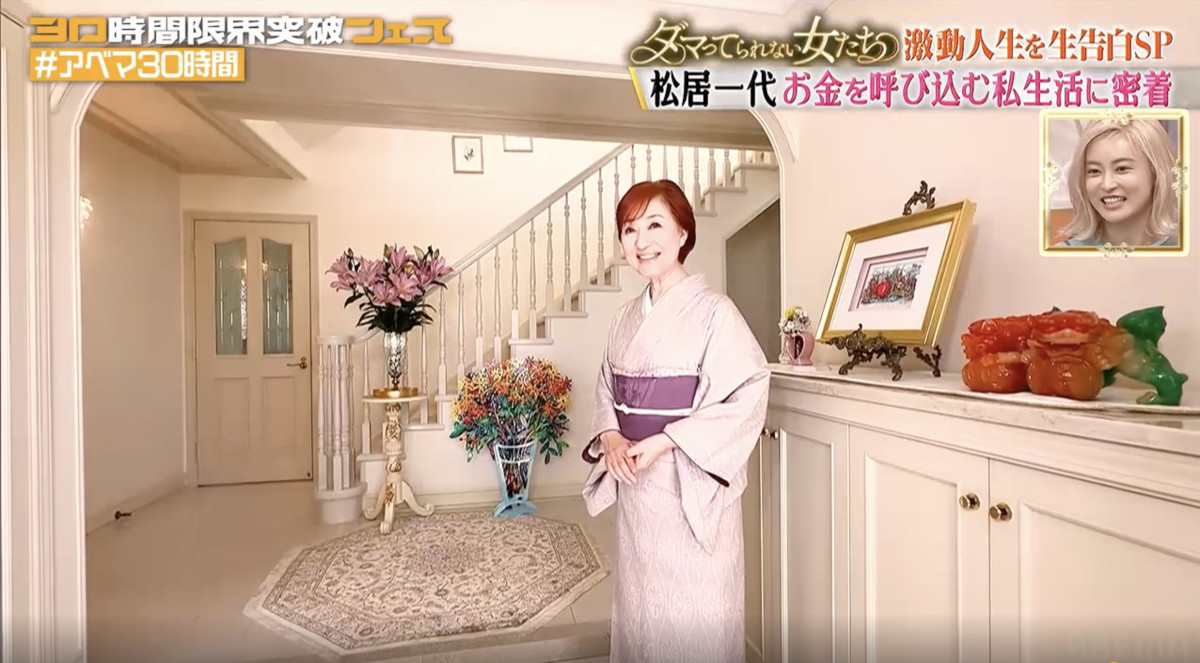 松居一代4億5000万大豪邸をリノベ後初公開　1200万円の家具も披露