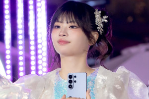 NTTドコモpresents“ナイトグラフィーイルミネーション by Galaxy with ME：I”点灯式に登壇したME：I・RINON