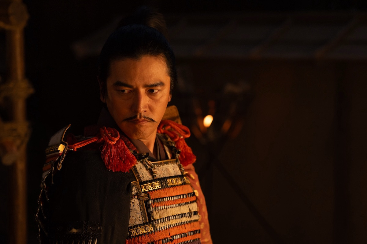 『豊臣兄弟！』“信長”小栗旬、“藤吉郎”池松壮亮の捨て身すぎる行動にあ然　ネットも衝撃「すごい忠誠心」「覚悟決まりすぎ」