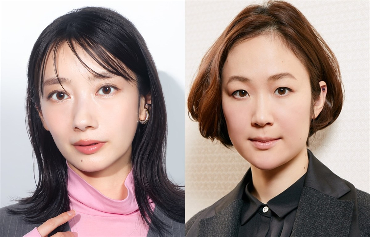 （左から）波瑠、黒木華