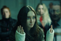 映画『OXANA／裸の革命家・オクサナ』場面写真
