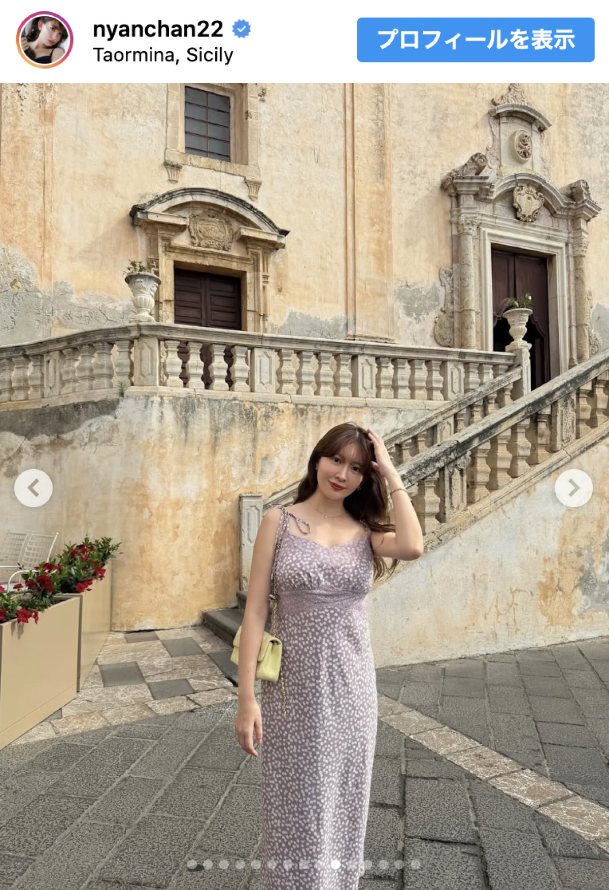 小嶋陽菜、シチリアの街角で圧巻オーラ　ドレス姿の近影に「10000万点です」「映画のワンシーンみたい」