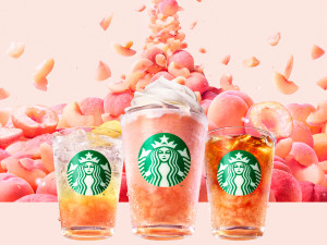 スタバ“桃づくし”の新ビバレッジ登場! 果肉とろける「ピーチ&ピーチミルク フラペチーノ」など3種類