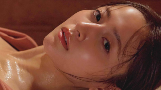乃木坂46 金川紗耶1st写真集『好きのグラデーション』先行カット