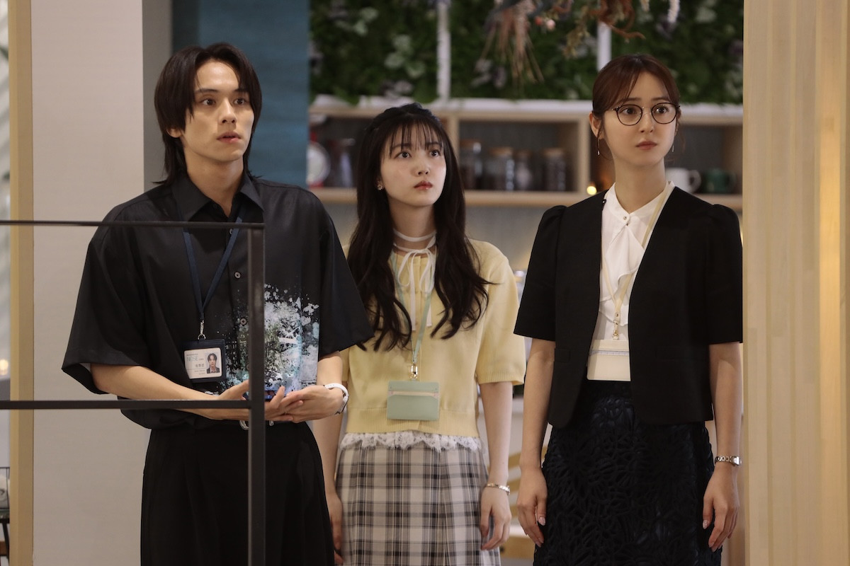 『告白－25年目の秘密－』第4話 “爽太”松村北斗、“麻里子”岡崎紗絵の父の秘密に迫る