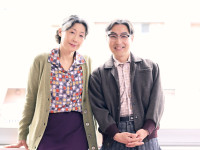 （左から）峯村リエ、みのすけ