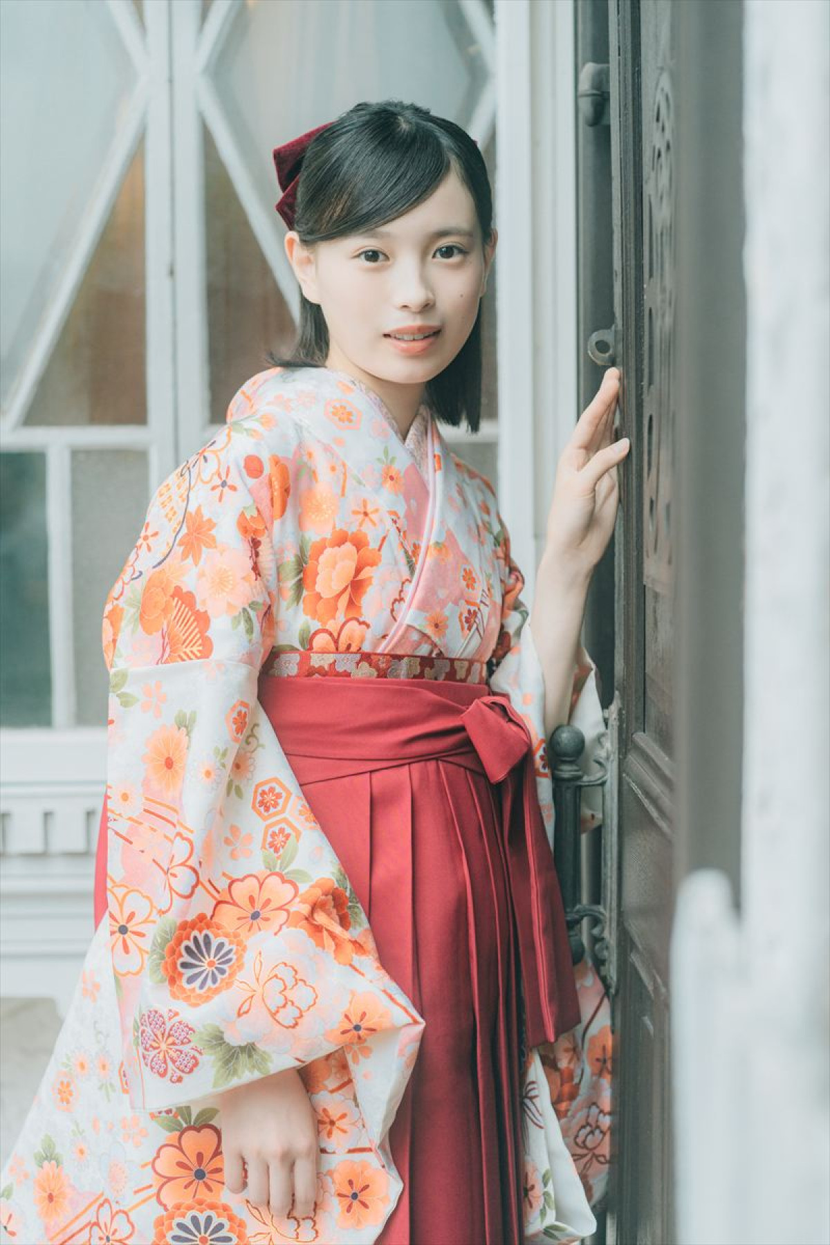 ウクライナ出身美女、ワールドクラスの圧倒的美ぼうで人生初グラビア！