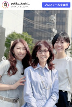 柏木由紀子、家族でのお墓参りを報告　※「柏木由紀子」Instagram