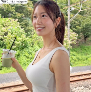 阿部なつき、ソロショット　※「阿部なつき」Instagram