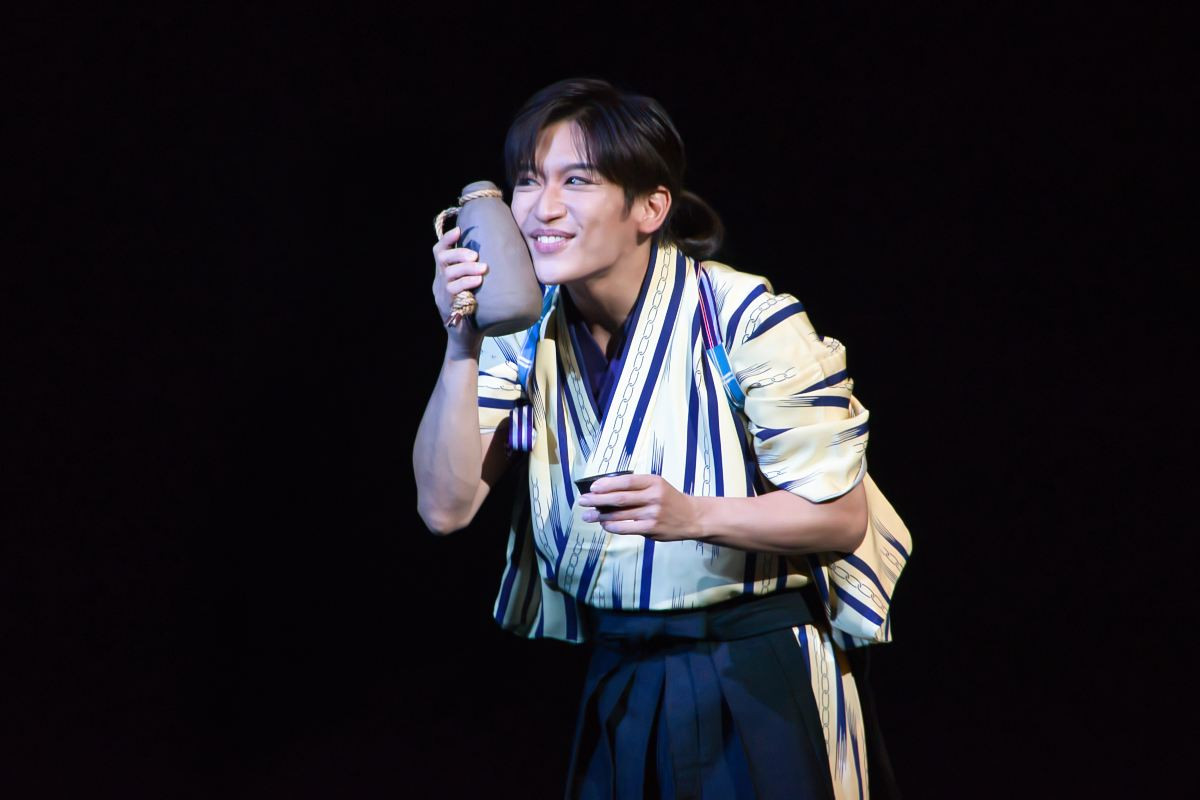 新木宏典主演『てらこや青義堂 師匠、走る』開幕！　笑いもアクションもたっぷり“夏休みにぴったり”な作品に