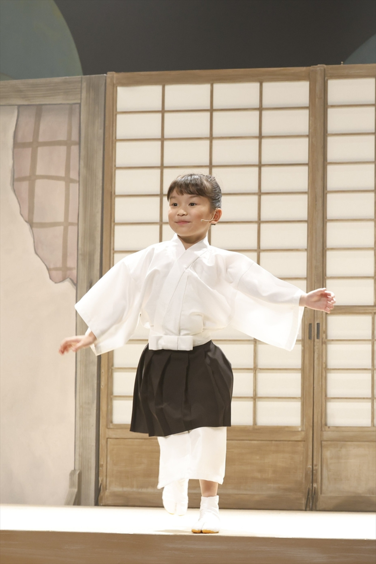 藤原紀香が美しく妖しげな雪女、ののちゃんがやんちゃな小僧を熱演！　「まんが日本昔ばなし」劇場開幕