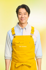ドラマ『もうパパ！』に出演する多良山良詫役の堤真一