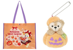 ダッフィー＆フレンズのハロウィーングッズ8．25発売！　驚かせあうダッフィーたちを描いたスーベニアも登場