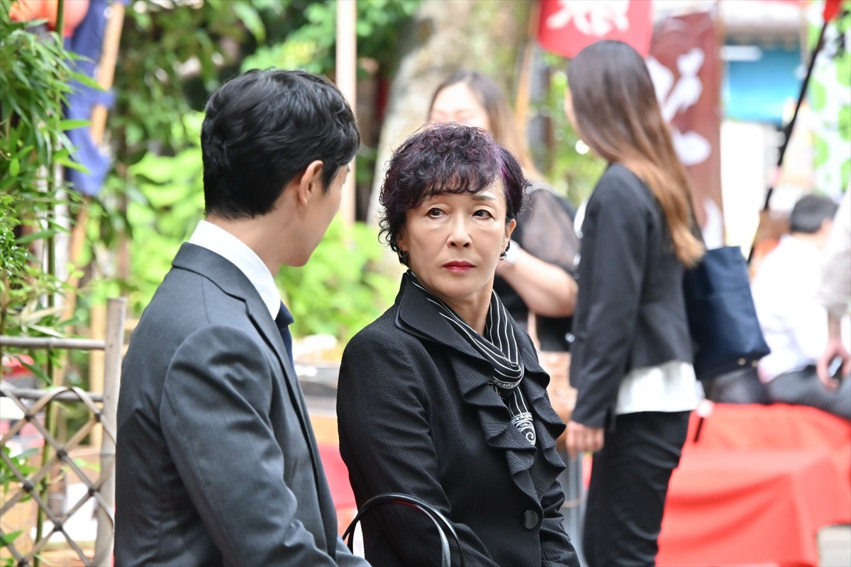 『VIVANT』“長野専務”小日向文世、苦悩する“乃木”堺雅人に助言　ネット称賛「胸アツ」「泣いた」（ネタバレあり）