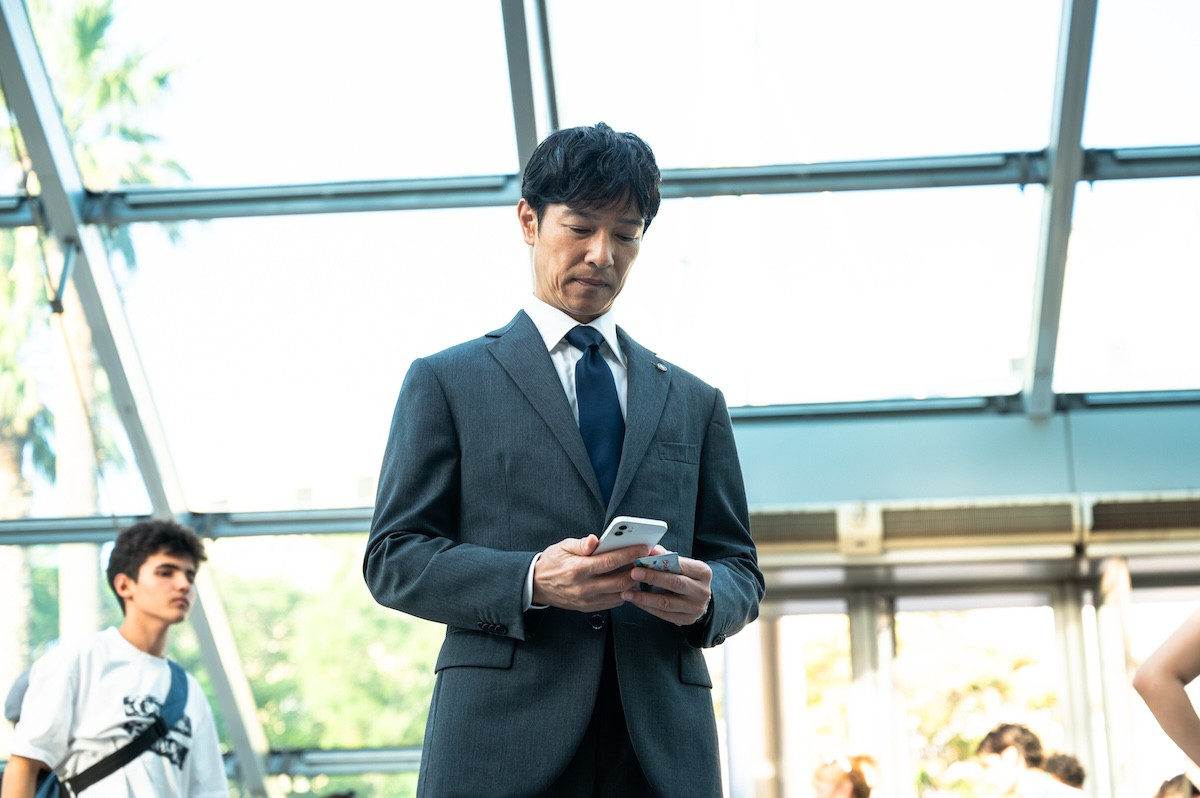 『VIVANT』“別班レディ”レイヤマダ、ついに“乃木”堺雅人と対面！ 主要勤務歴判明にネット「優秀」「メロすぎる」