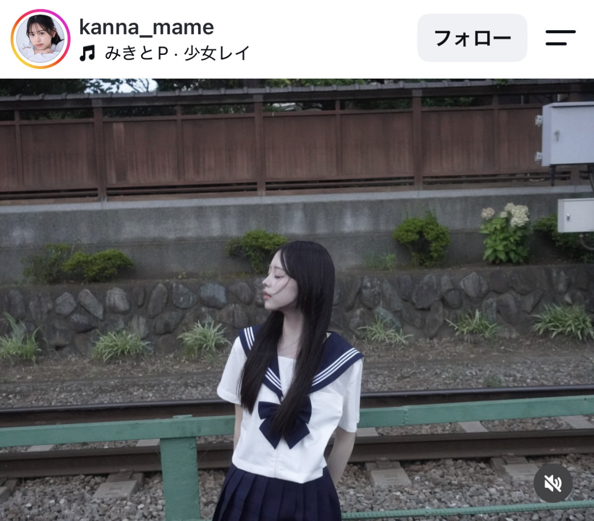 『GTO』とひと味違う！　梶原叶渚16歳、かれんなセーラー服姿に反響