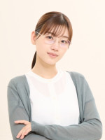 小浜数代（佐々木美玲）　ドラマ『ドラマが飛んだ！』より