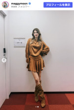 マギー、ミニスカコーデでファンの視線を釘づけ　※「マギー」Instagram