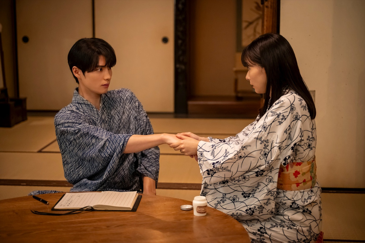 『波うららかに、めおと日和』続編初回、なつ美が瀧昌に膝枕！　“うぶキュン”継続でネットもん絶「尊い」「圧倒的な癒やし」　ラストにも反響（ネタバレあり）
