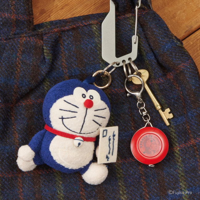 郵便局に『ドラえもん』限定グッズが登場！　“おてがみ”モチーフの原作イラストをデザイン
