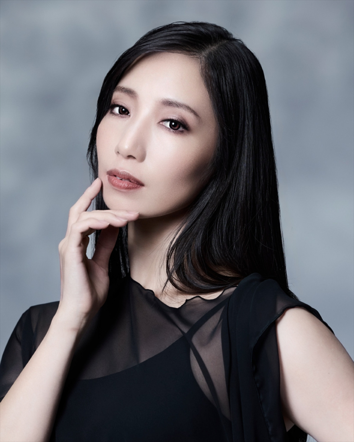 七海ひろき＆美弥るりか、Wキャストで主演！　MUSICAL『イヴ・サンローラン』上演決定