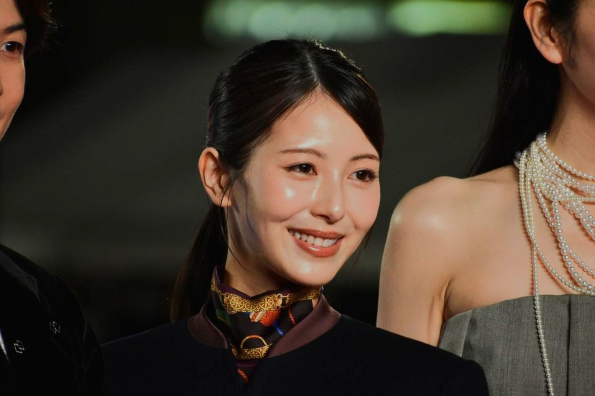 浜辺美波＆長澤まさみらが豪華ドレスで登場！　『ゴジラ-0.0』銀座カーペットアライバル＜コーディネートまとめ＞