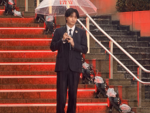 「第39回東京国際映画祭」オープニングレッドカーペットに登場した中島健人