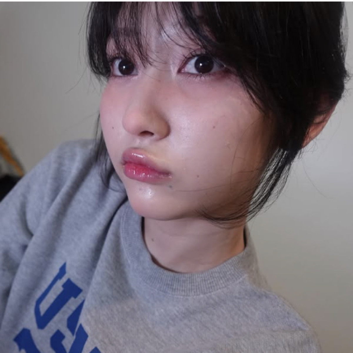「志田愛佳」Instagram