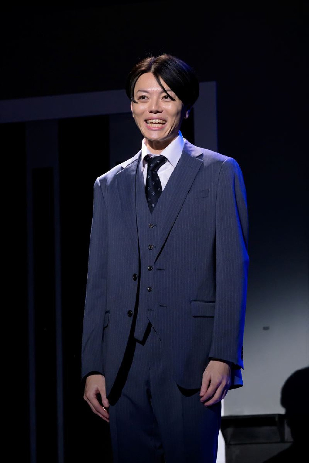 “室三兄弟”室たつき・室龍太・室将也が大騒動を巻き起こす！　『ムロ家のアカンタレ』開幕
