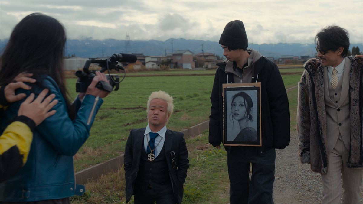 成田凌×沢尻エリカ『＃拡散』予告・ポスター・場面写真が一挙解禁！　妻の死の真実はどこへ――？