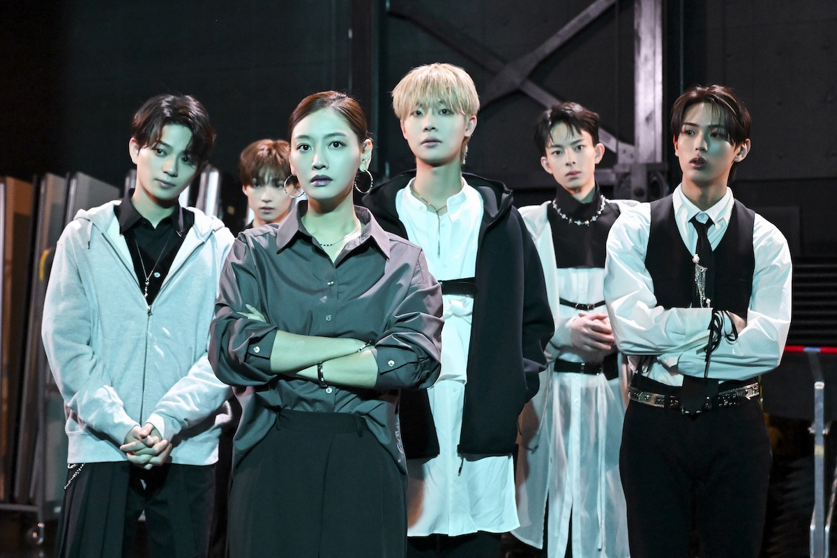 『DREAM STAGE』“吾妻”中村倫也、手作り鍋にツッコミ続々「色が気になるw」「ジャイアン飯すぎるww」