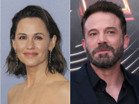 ジェニファー・ガーナー、ベン・アフレックとの「辛い」離婚について珍しくコメント