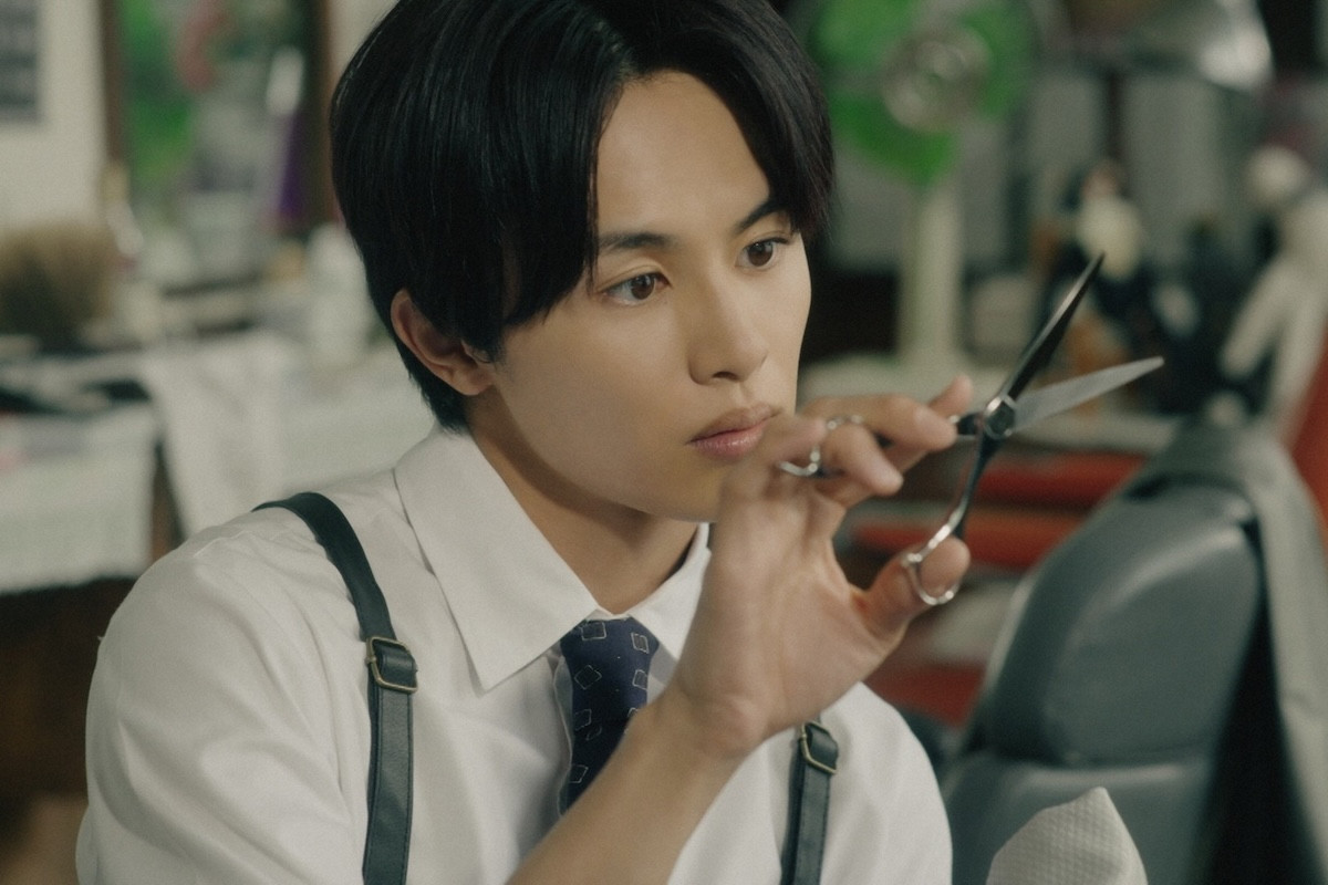 中島歩×草川拓弥Ｗ主演 レトロな理容室を舞台にした新感覚アクションコメディ『俺たちバッドバーバーズ』今夜スタート