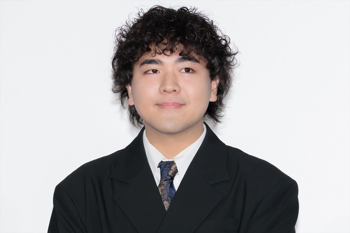 木村拓哉、『教場』舞台あいさつでポップコーン配るサプライズ　急接近に歓声