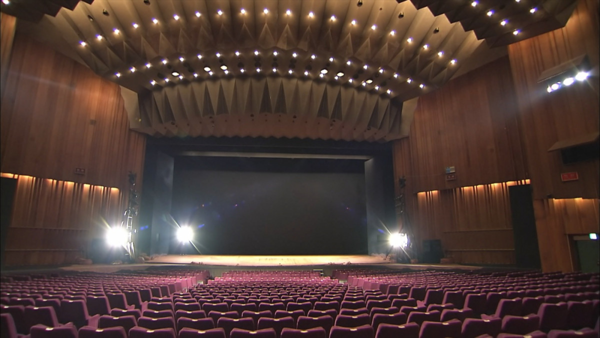 堂本光一＆伊野尾慧が帝国劇場の解体を見守る！　NHK BS『解体キングダム』2.28放送