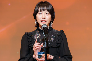 「第50回エランドール賞」授賞式に登壇した夏帆