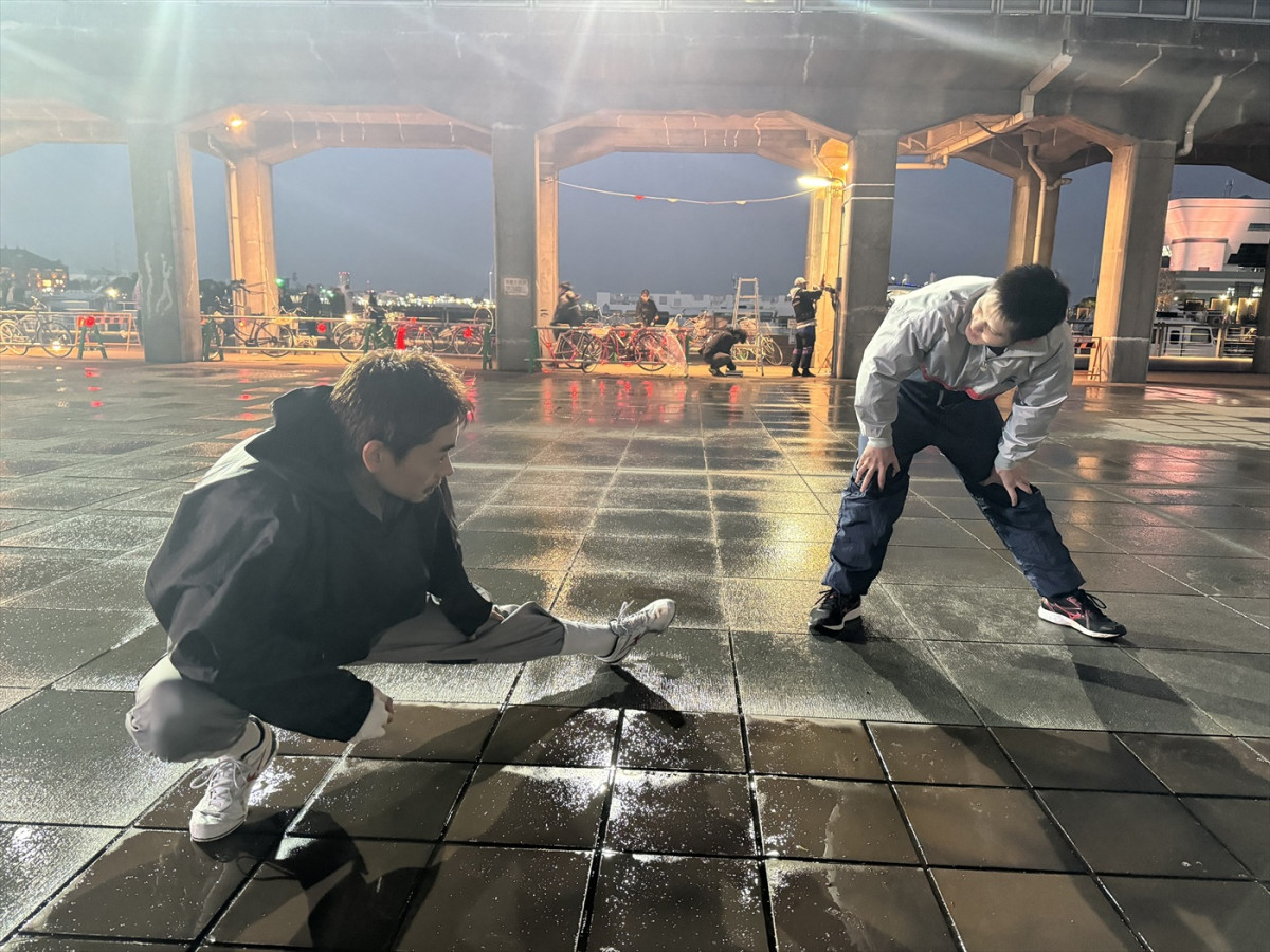 綾瀬はるかが涙…『人はなぜラブレターを書くのか』場面写真解禁　ヒゲダンとの対談映像も近日公開