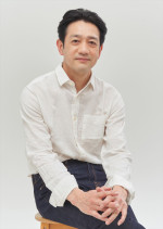 映画『シンシン アンド ザ マウス』に出演する飯田基祐