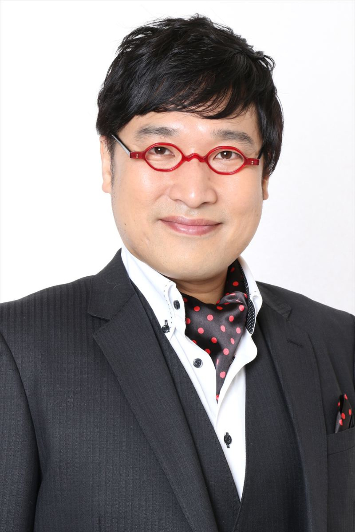 『R‐1グランプリ』新MCに山里亮太＆生見愛瑠が決定！