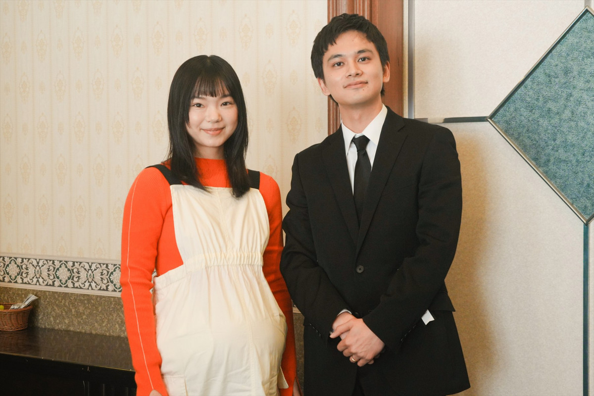 興収30億円突破『ほどなく、お別れです』浜辺美波＆目黒蓮ら貴重メイキングカット初解禁