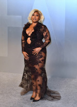 アカデミー賞アフターパーティーに登場したリゾ