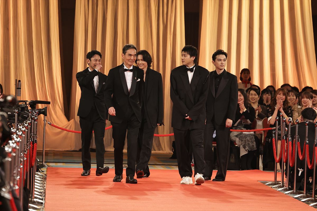 【フォト集】＜第49回日本アカデミー賞＞レッドカーペットに豪華俳優陣が集結！