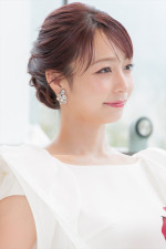 「NEEDS by T＆G WEDDING 」新ブランド発表会に登場した宇垣美里