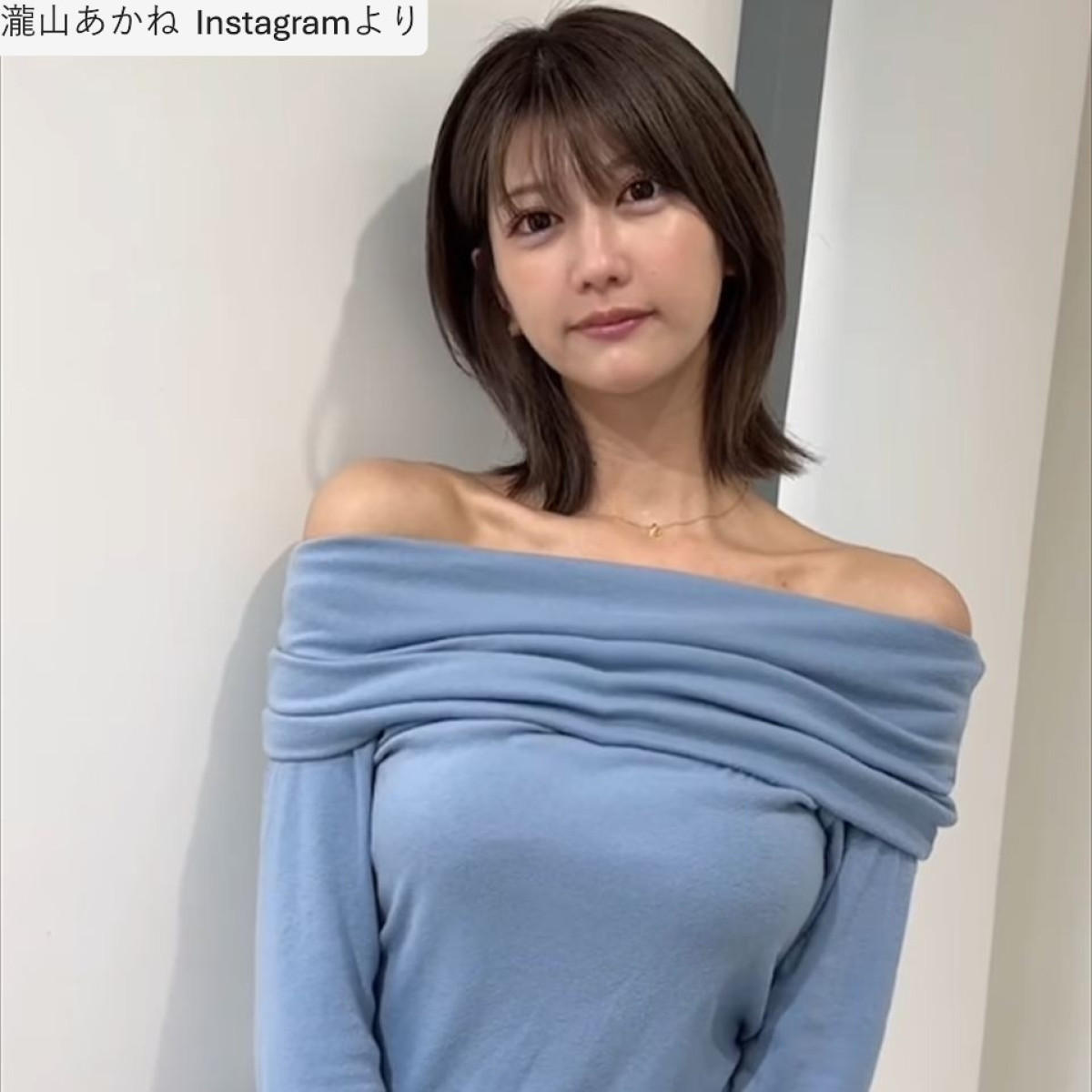 瀧山あかね、ソロショット　※「瀧山あかね」Instagram