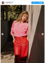 ブロンド＆前髪ありの新ヘアスタイルに反響　※「ミランダ・カー」Instagram