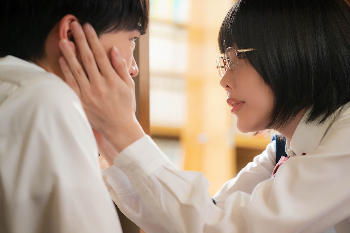 『惡の華』初回　あのちゃん、“仲村さん”怪演にネット絶賛「ハマり役すぎ」「原作のイメージ通りでビックリ!!」